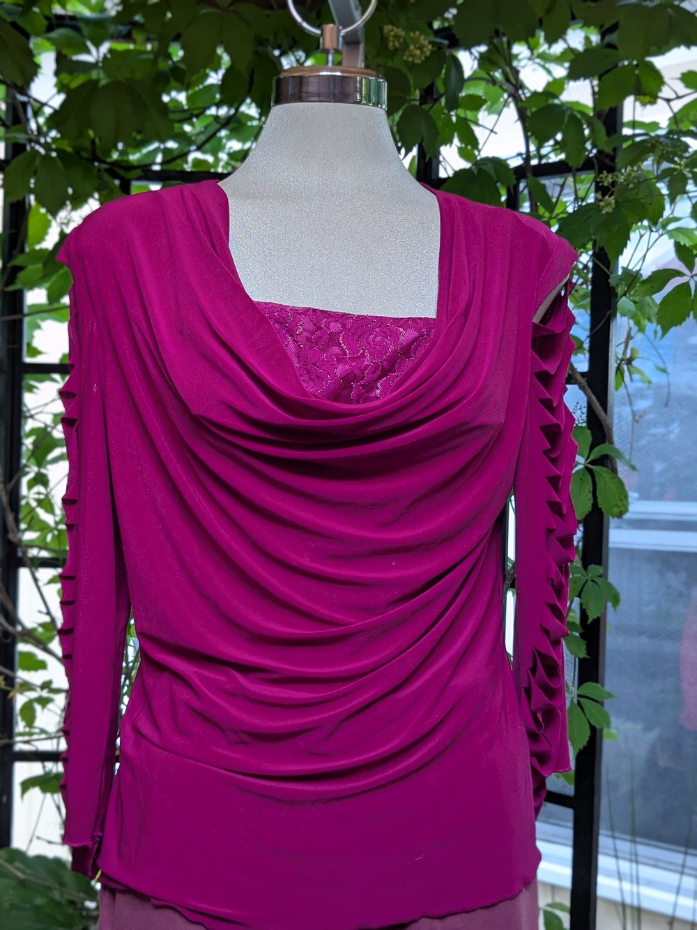 Jaclyn Smith Red Round Neck Blouse Size L